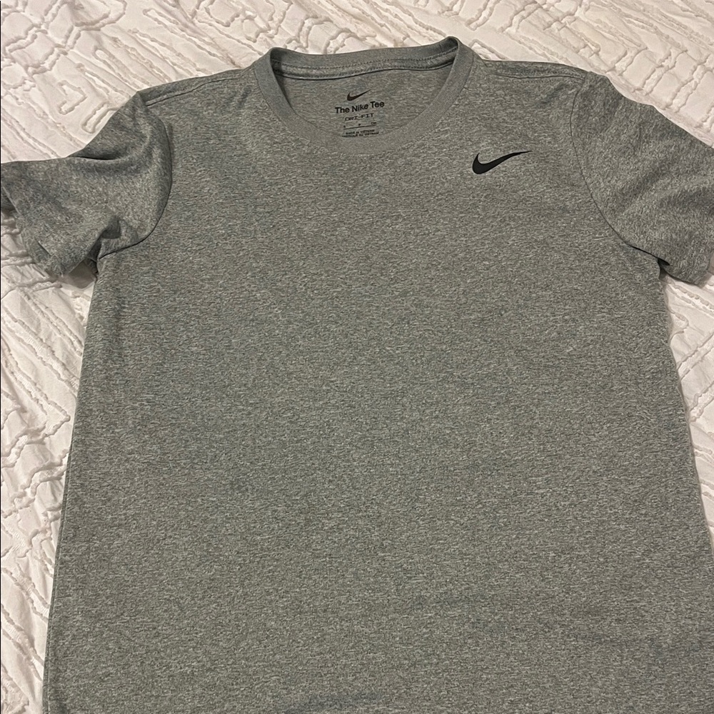 Nike Womens Dri-Fit Heather Gray Short Sleeve Tee